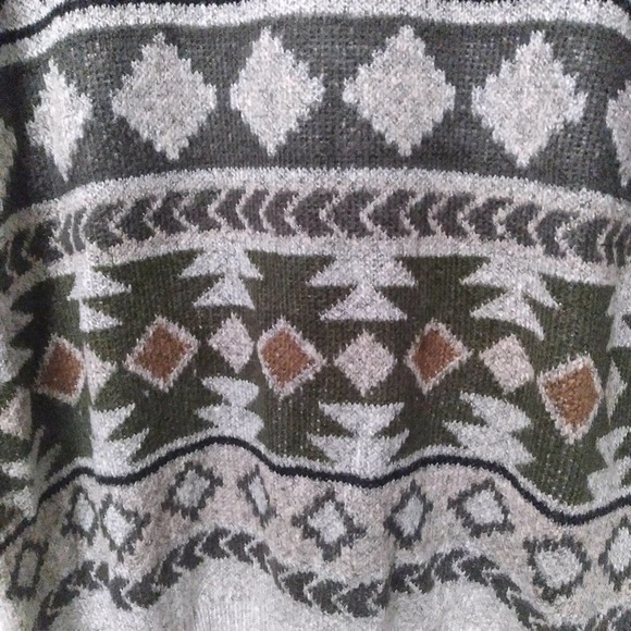 Venus Geometric Print Turtleneck Sweater Gray Small - Picture 2 of 11